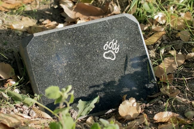 Pet burial memorial stone